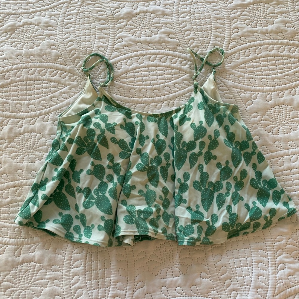 Kortni Jeane Swing Top in Cactus